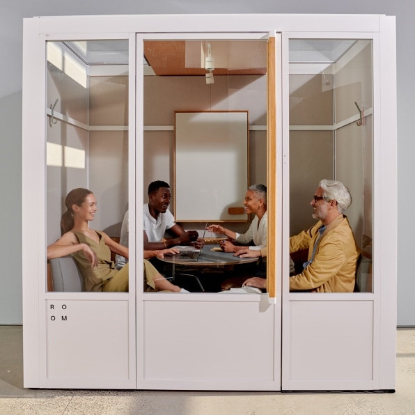 We’ve been living in Zoom coffins this year | DeviceDaily.com We’ve been living in Zoom coffins this year | DeviceDaily.com