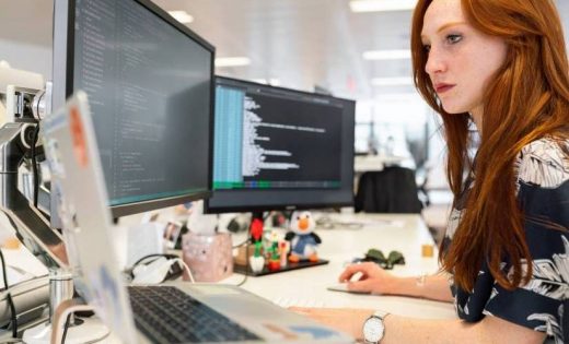 4 Ways Leaders Can Better Support Women in Tech