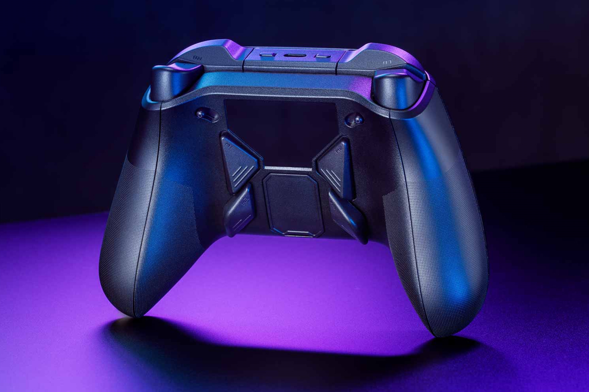 ASUS' new Xbox controller has a tiny, customizable OLED screen | DeviceDaily.com