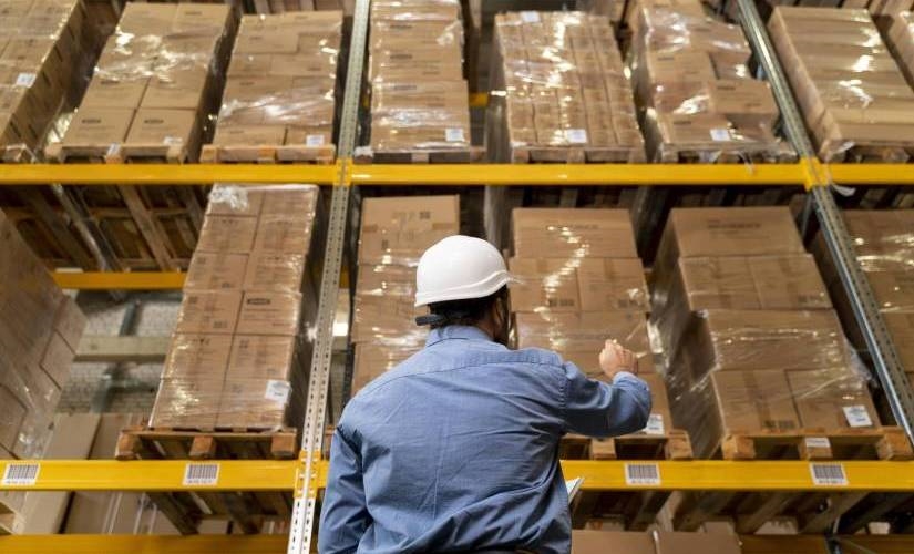 How AI Efficiently Responds to Rapid Changes in Warehouse Workload | DeviceDaily.com