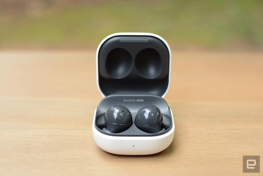 Samsung's Galaxy Buds 2 are $55 off right now | DeviceDaily.com