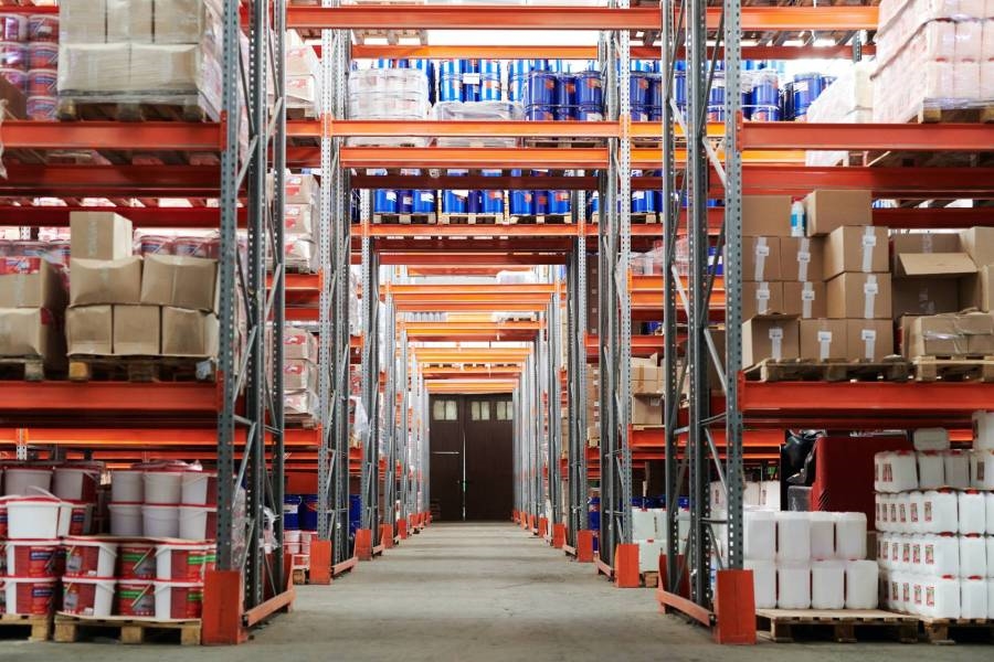 How AI Efficiently Responds to Rapid Changes in Warehouse Workload | DeviceDaily.com