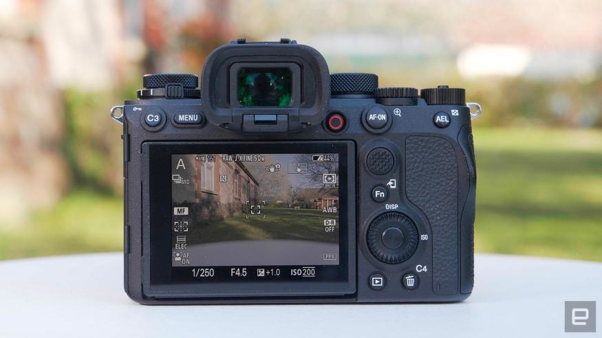 Hasselblad X2D 100C: Incredible resolution, beautiful imperfections | DeviceDaily.com