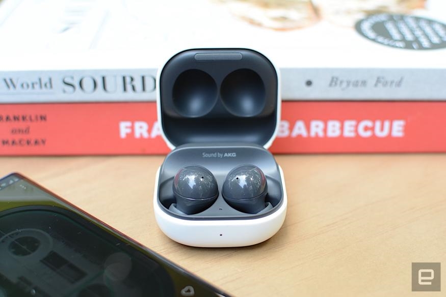 Samsung's Galaxy Buds 2 are $55 off right now | DeviceDaily.com