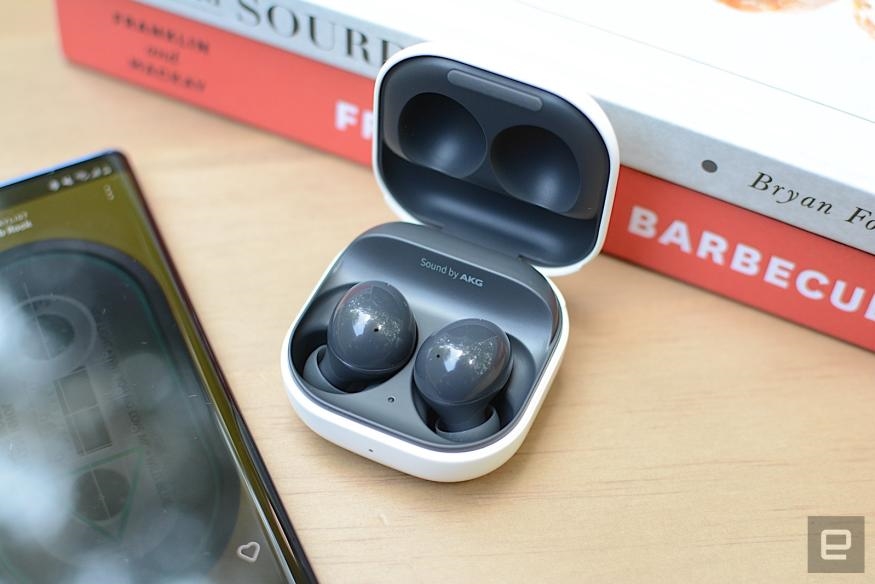 Samsung's Galaxy Buds 2 are $55 off right now | DeviceDaily.com