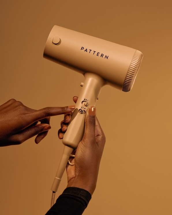 Why actress and entrepreneur Tracee Ellis Ross spent 2 years redesigning the hair dryer | DeviceDaily.com
