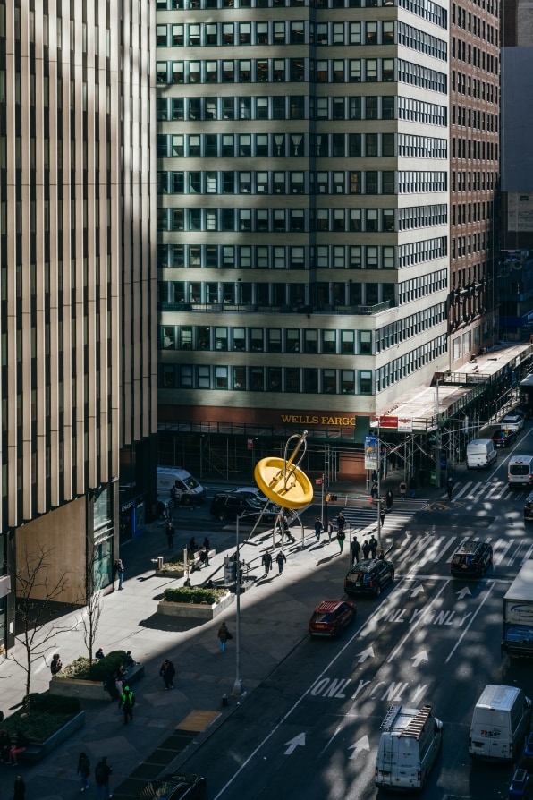 A clever redesign saved NYC’s iconic Button and Needle sculpture from collapse | DeviceDaily.com