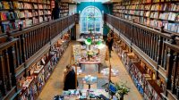 Barnes & Noble is stealing the indie shop playbook, and it’s working