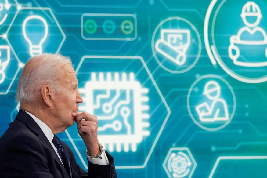 Biden administration bars CHIPS Act funding recipients from expanding in China | DeviceDaily.com