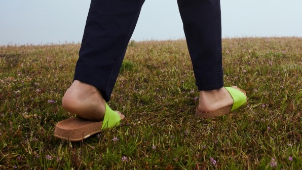 A Birkenstock for athleisure? Meet the Message slide | DeviceDaily.com