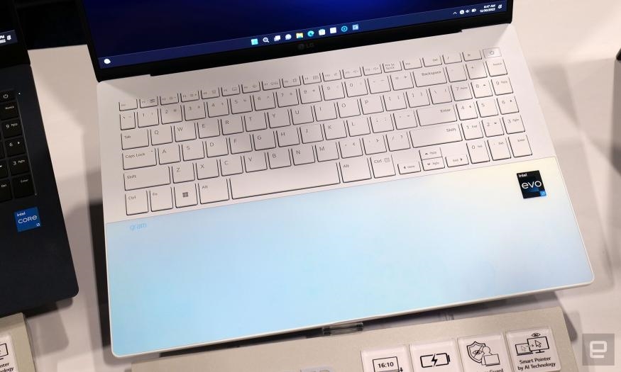 LG’s iridescent 2023 Gram Style laptops start at $1,499 | DeviceDaily.com