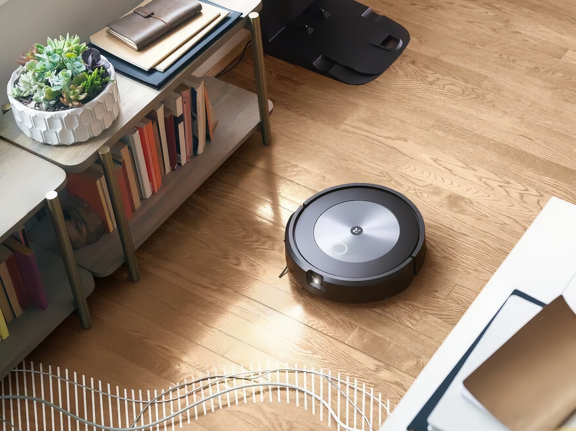 iRobot’s high-end Roomba s9+ robot vacuum is $250 off right now | DeviceDaily.com