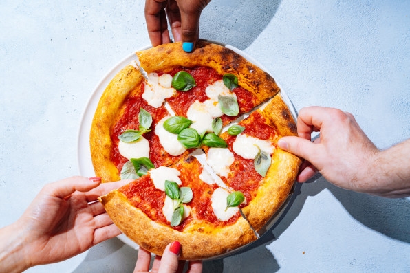 Iconic chef Nancy Silverton is adding this vegan cheese to Pizzeria Mozza’s menu | DeviceDaily.com