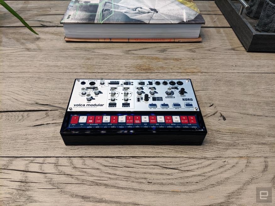 Korg Berlin shows off a prototype 'acoustic synthesizer' | DeviceDaily.com