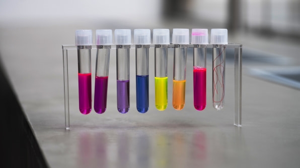 This biotech startup wants to color your clothes with natural proteins—not toxic dyes | DeviceDaily.com This biotech startup wants to color your clothes with natural proteins—not toxic dyes | DeviceDaily.com