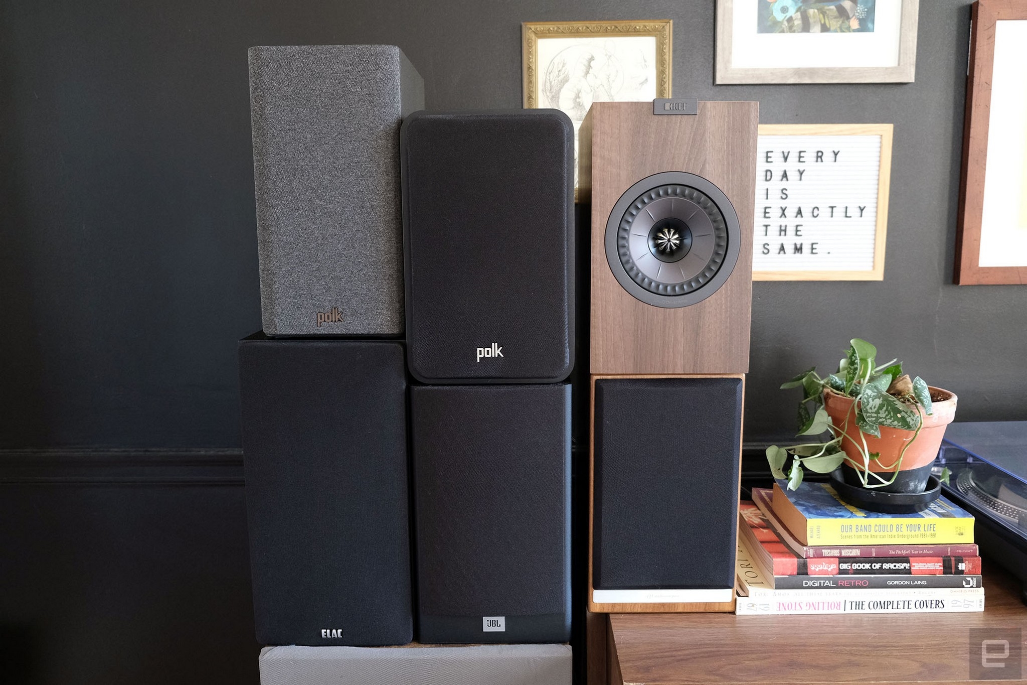 Passive Bookshelf Speaker Guide | DeviceDaily.com