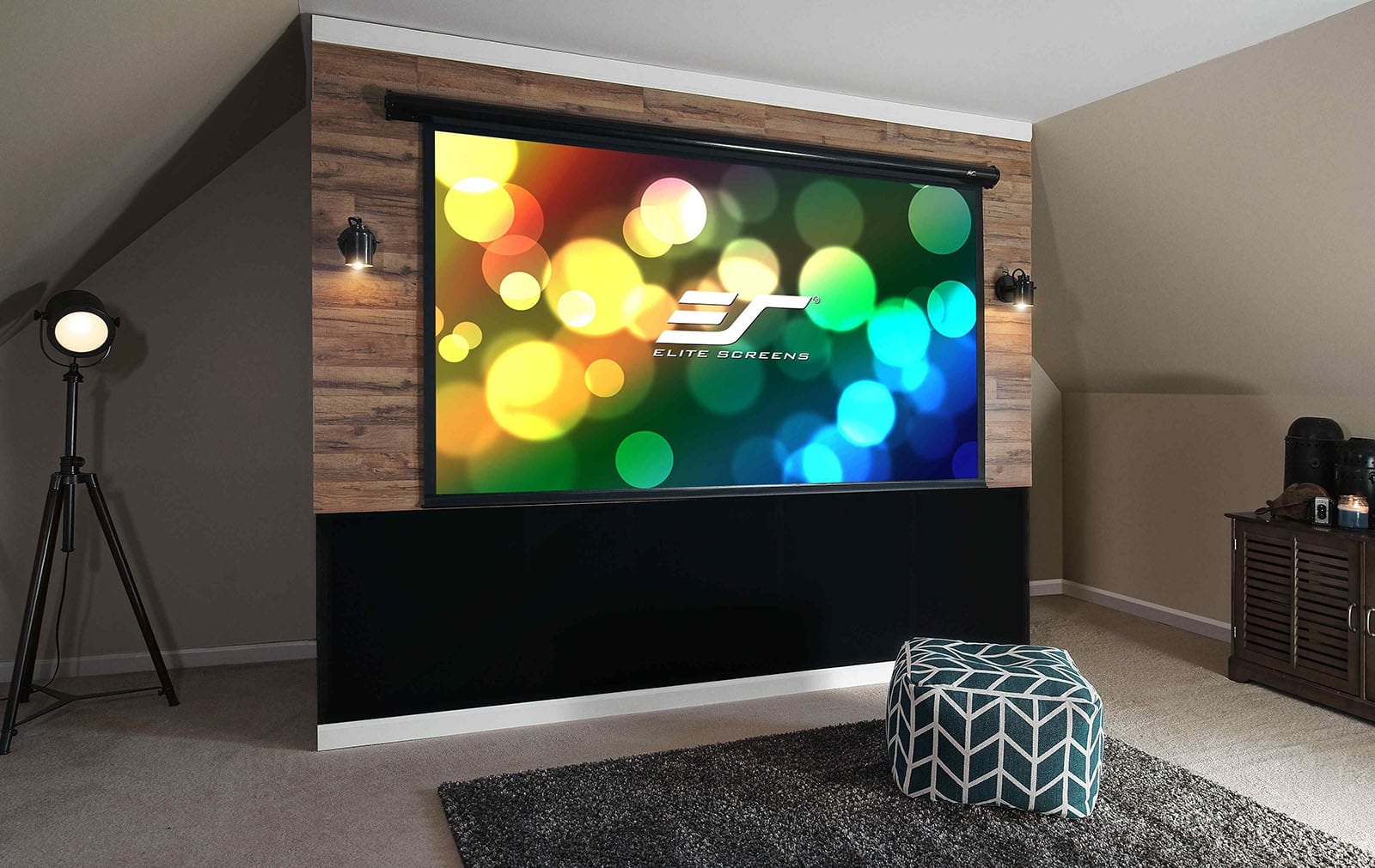 Elite Starling motorized screen | DeviceDaily.com