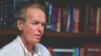Sixteen years ago, Martin Amis unwittingly encapsulated the problem with AI-generated writing