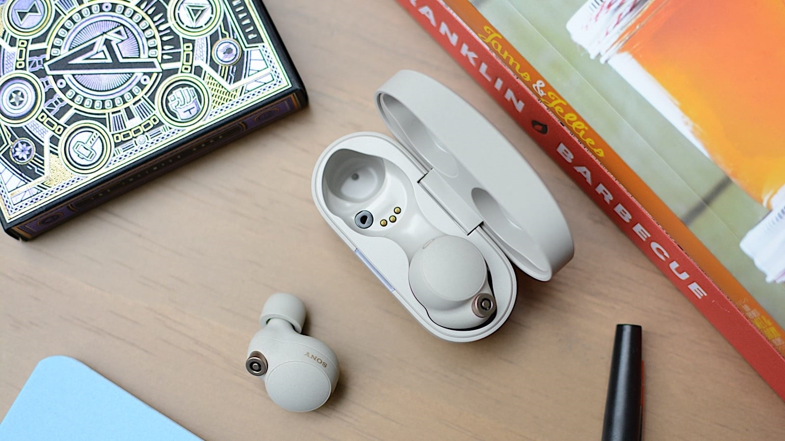 Apple’s second-generation AirPods Pro are back on sale for $200 | DeviceDaily.com