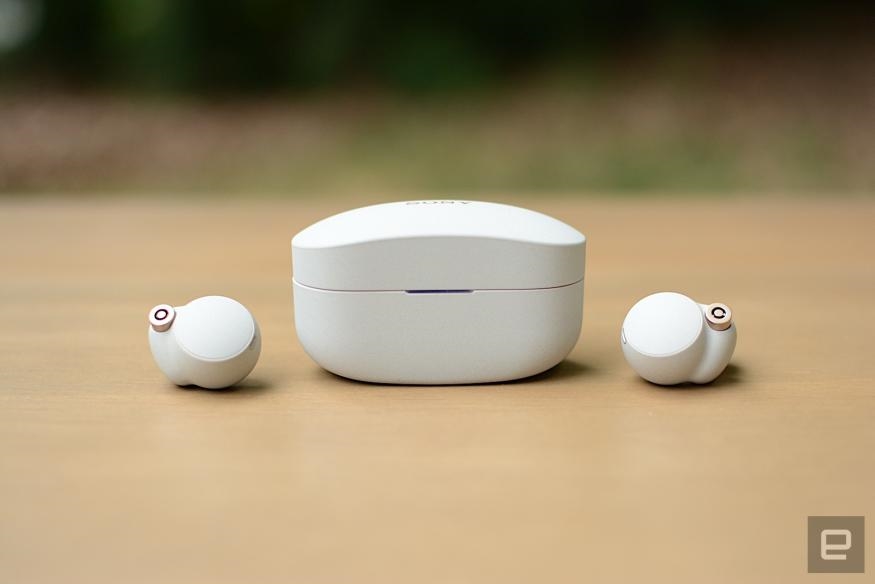 The best wireless earbuds for 2023 | DeviceDaily.com