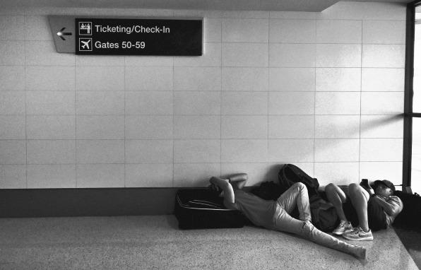 The real reason you can’t find a place to sleep in an airport | DeviceDaily.com