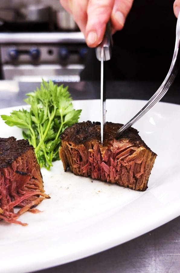 This Florida steak house is the first in the U.S. to serve plant-based steak | DeviceDaily.com