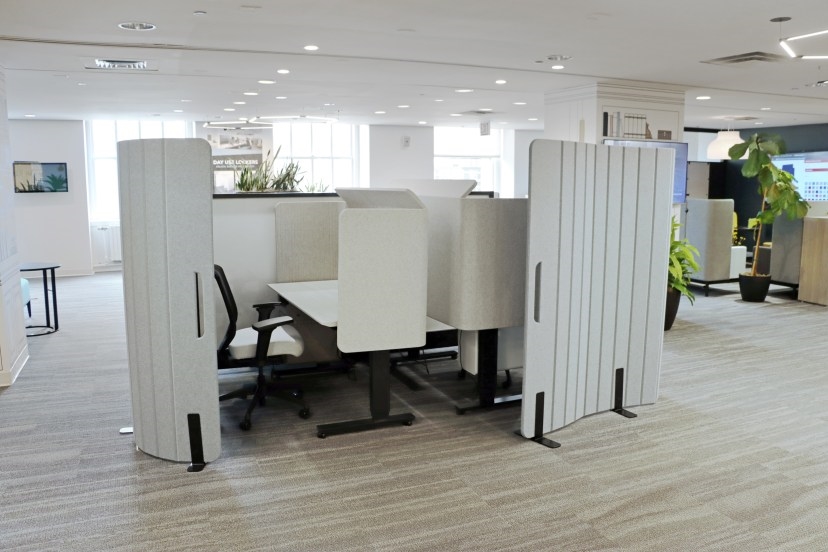 Workers are learning to love the cubicle | DeviceDaily.com