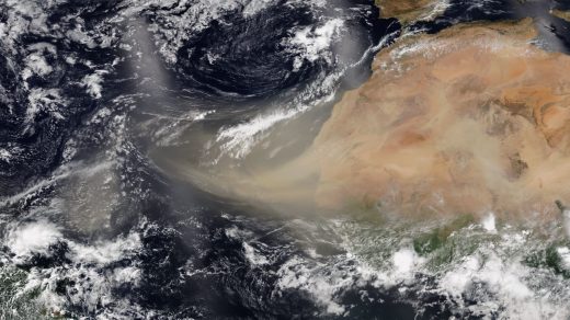 Dust cloud 2023: Sahara sand could choke your summer skies this weekend and next week