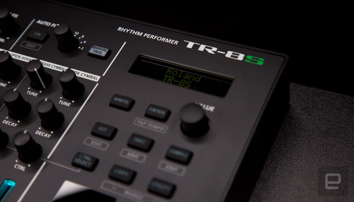 Roland adds CR-78 percussion and 808 bass to the TR-8S and TR-6S drum machines | DeviceDaily.com