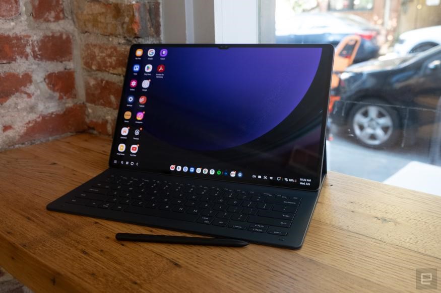 Samsung Galaxy Tab S9 Ultra review: A little too big, a little too expensive | DeviceDaily.com