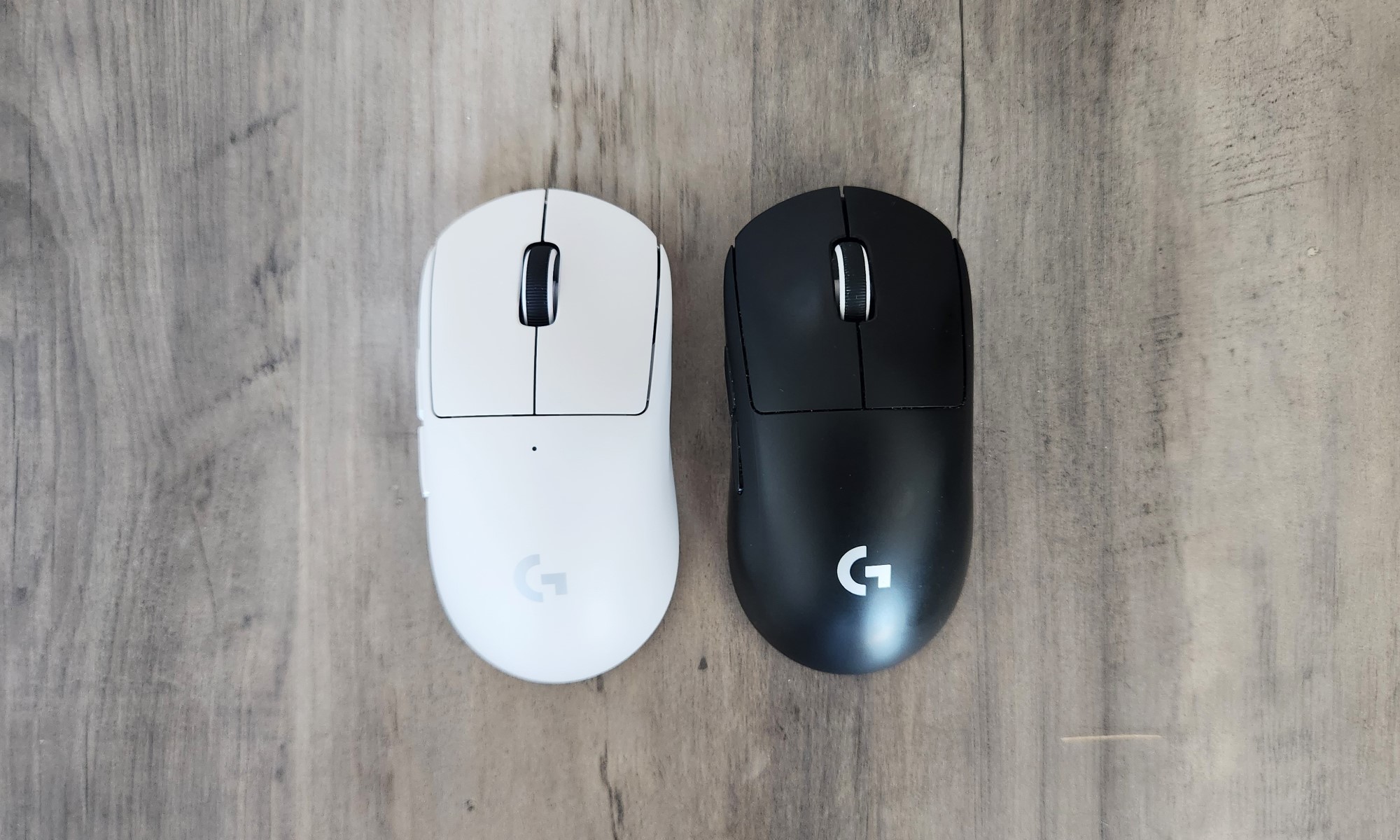 The Logitech G Pro X Superlight 2 (left) looks almost identical to the original G Pro X Superlight (right), but it does come with a handful of meaningful improvements. | DeviceDaily.com
