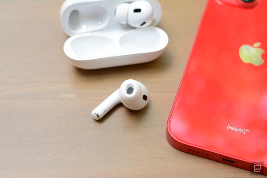 Apple's AirPods Pro are back down to $199 | DeviceDaily.com