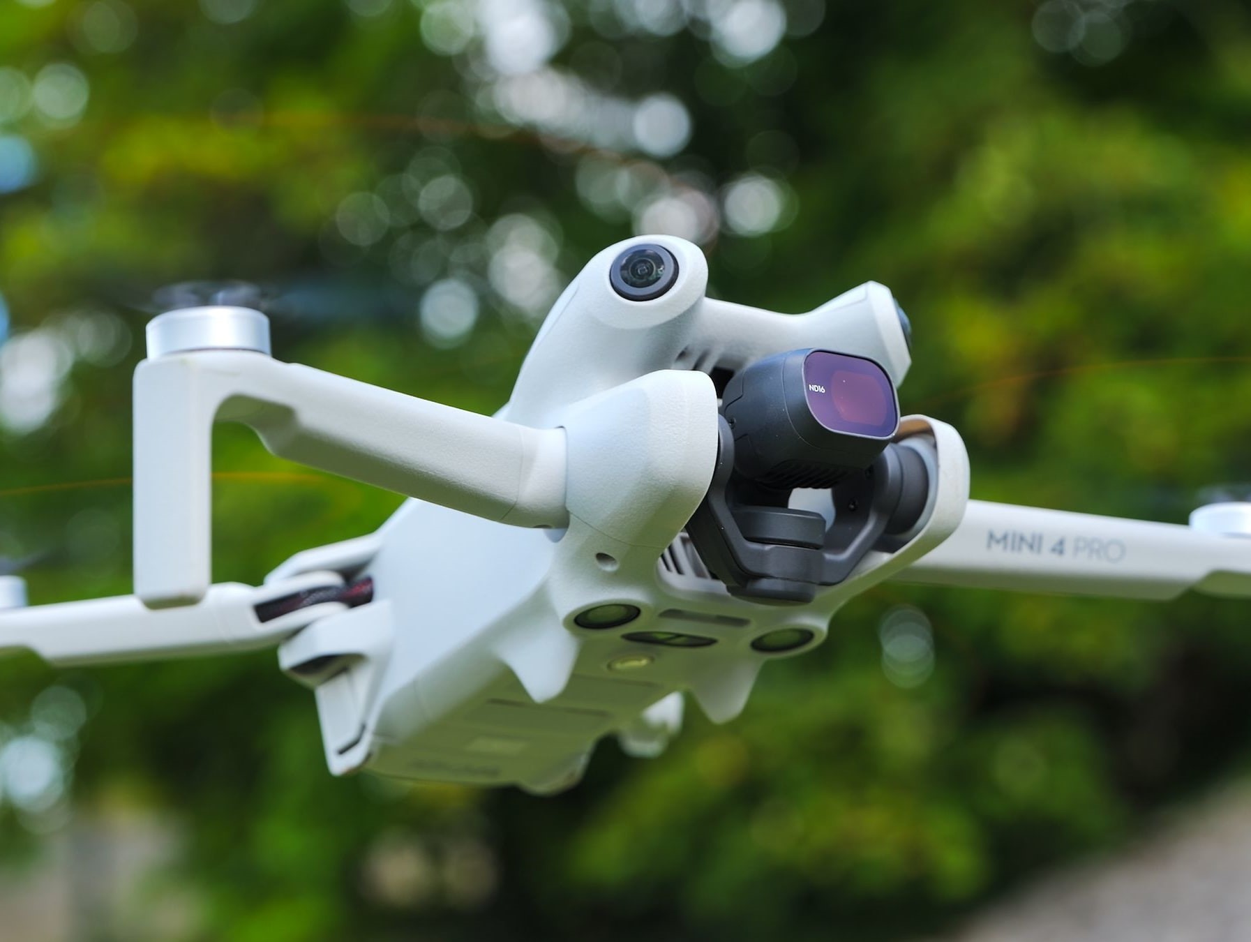 DJI Mini 4 Pro review: The best lightweight drone gains more power and smarts | DeviceDaily.com