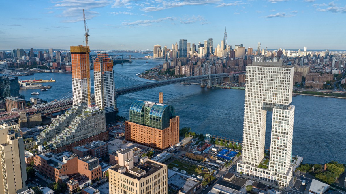 Inside the new Domino Sugar Refinery’s $2.5 billion renovation | DeviceDaily.com Inside the new Domino Sugar Refinery’s $2.5 billion renovation | DeviceDaily.com