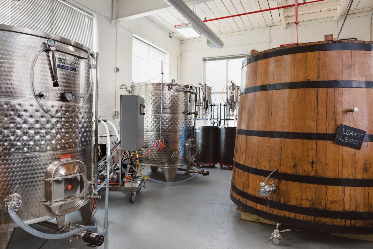 To make a better vinegar, this company went back 200 years to find the right technology | DeviceDaily.com To make a better vinegar, this company went back 200 years to find the right technology | DeviceDaily.com