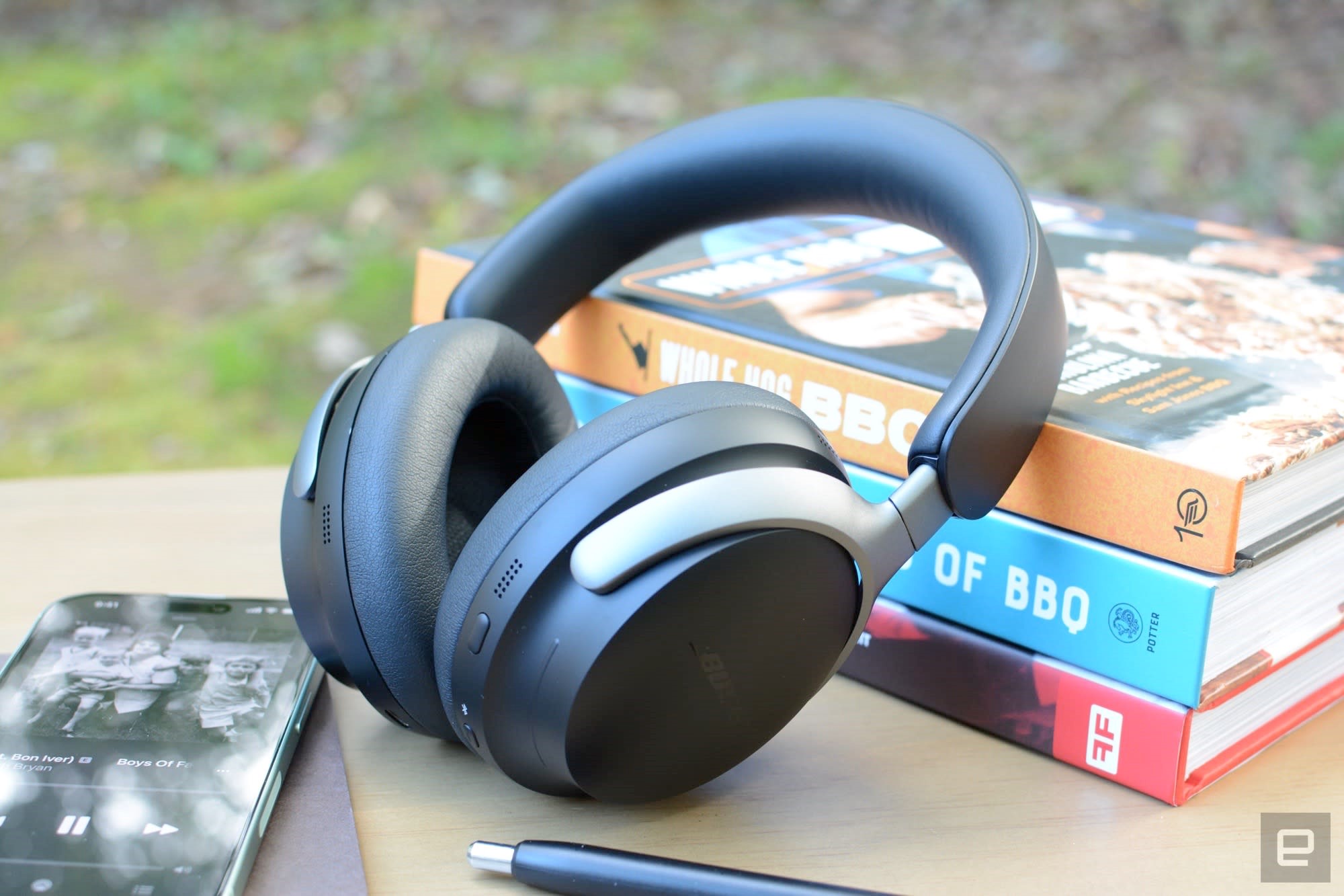 Bose QuietComfort Ultra Headphones review: A new spin on a reliable formula | DeviceDaily.com