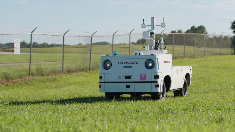 Honda to test its Autonomous Work Vehicle at Toronto's Pearson Airport | DeviceDaily.com