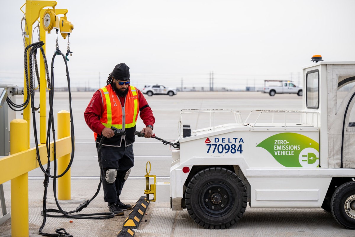 Delta’s chief sustainability officer is on a mission to use less fuel | DeviceDaily.com