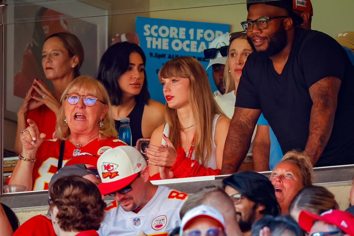 What Taylor Swift and Travis Kelce’s romance can teach us about marketing | DeviceDaily.com