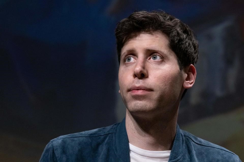 Sam Altman and Greg Brockman are meeting with OpenAI execs now at HQ in ongoing talks over reinstatement | DeviceDaily.com