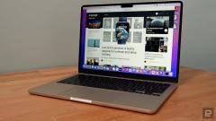 Apple's MacBook Air M2 is up to $300 off, plus the rest of the week's best tech deals | DeviceDaily.com