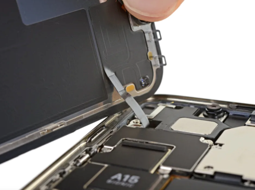 Apple’s self-repair program now includes the iPhone 15 and more M2-powered Macs