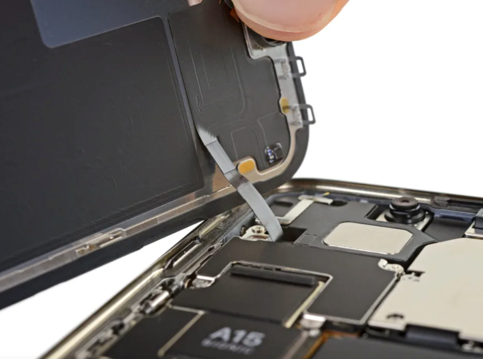 Apple's self-repair program now includes the iPhone 15 and more M2-powered Macs | DeviceDaily.com