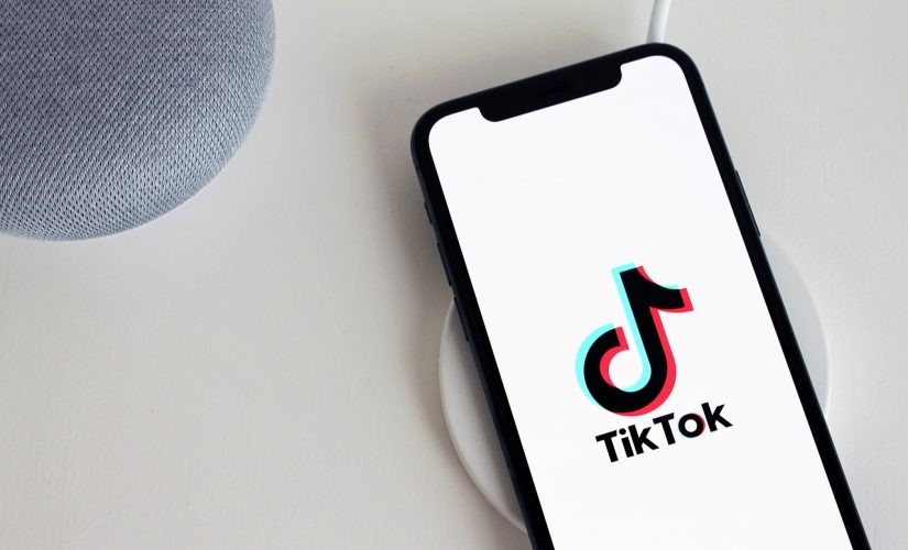 TikTok under fire for allegedly allowing underage users despite age restrictions | DeviceDaily.com