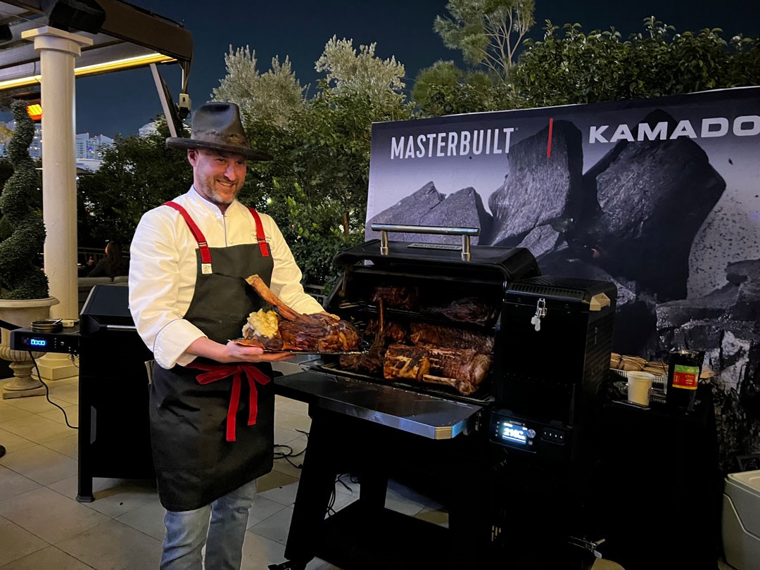 The barbecue grill is going high-tech—and turning heads at CES | DeviceDaily.com The barbecue grill is going high-tech—and turning heads at CES | DeviceDaily.com