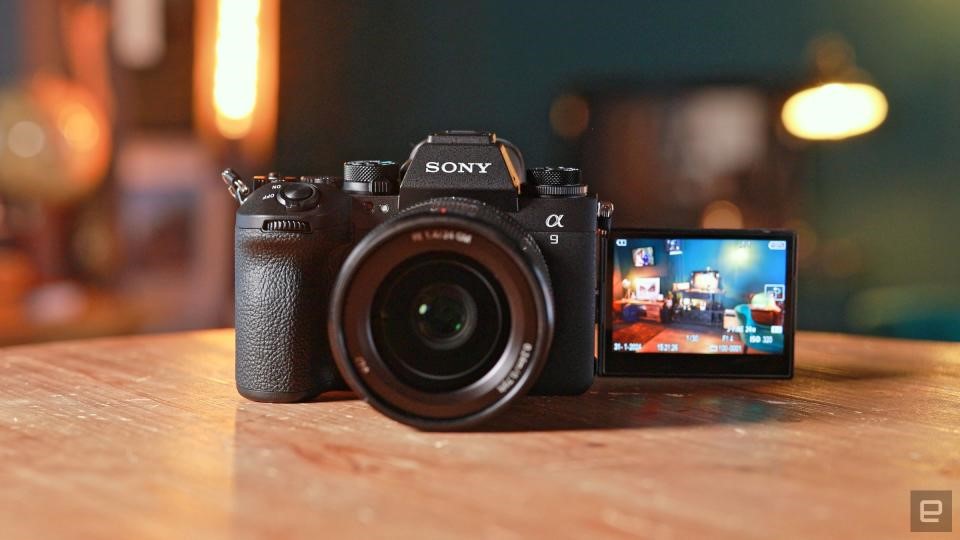 Sony A9 III review: The future of cameras is fast | DeviceDaily.com