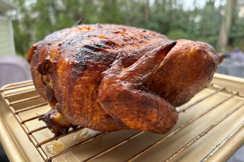 GE Profile Smart Indoor Smoker review: Turning your kitchen into a BBQ joint | DeviceDaily.com GE Profile Smart Indoor Smoker review: Turning your kitchen into a BBQ joint | DeviceDaily.com