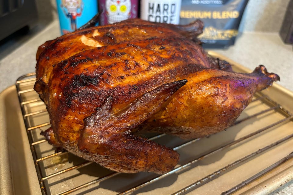 GE Profile Smart Indoor Smoker review: Turning your kitchen into a BBQ joint | DeviceDaily.com GE Profile Smart Indoor Smoker review: Turning your kitchen into a BBQ joint | DeviceDaily.com