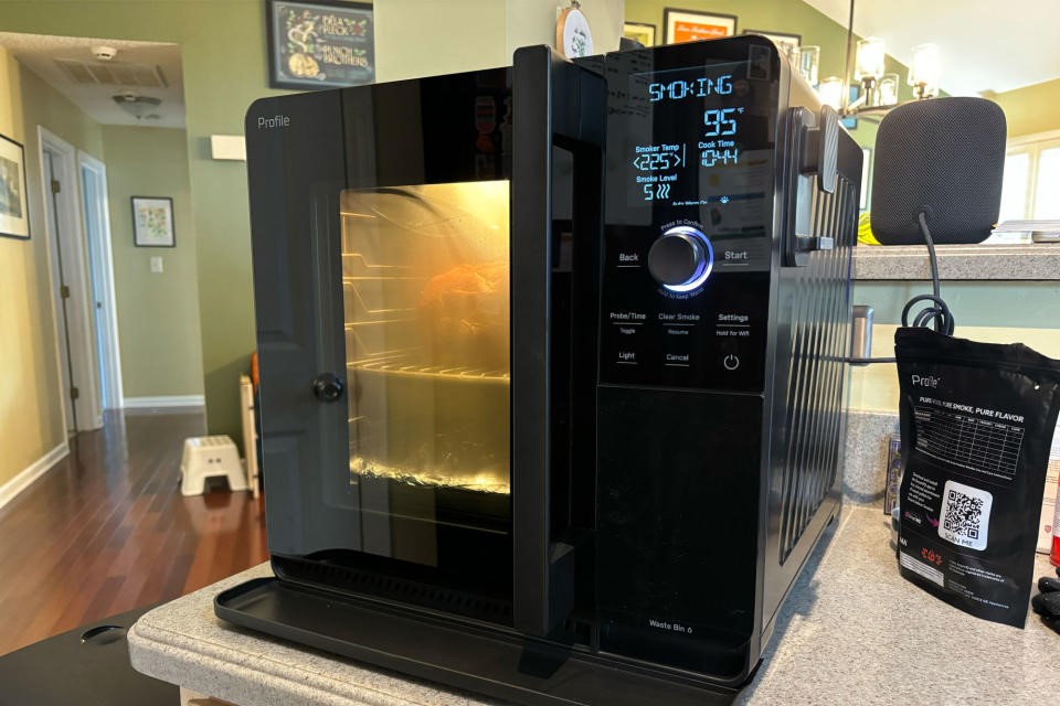 GE Profile Smart Indoor Smoker review: Turning your kitchen into a BBQ joint | DeviceDaily.com