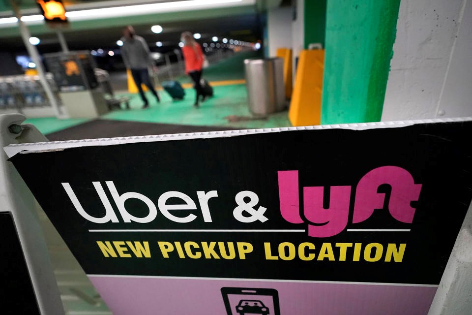 Uber and Lyft are quitting Minneapolis over a driver pay increase | DeviceDaily.com